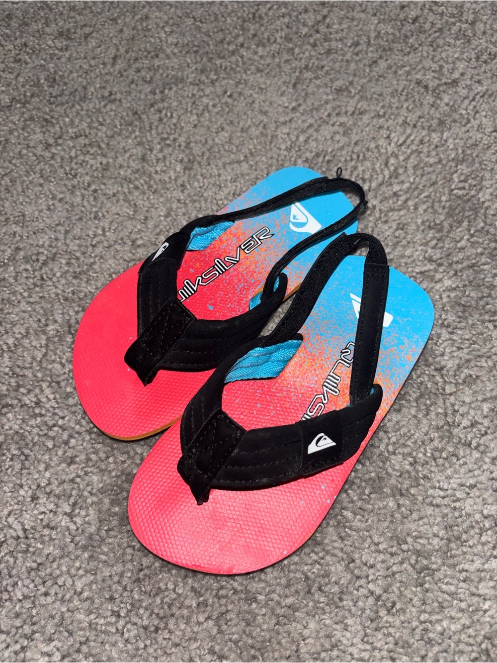 Flip-flop style kids sandals